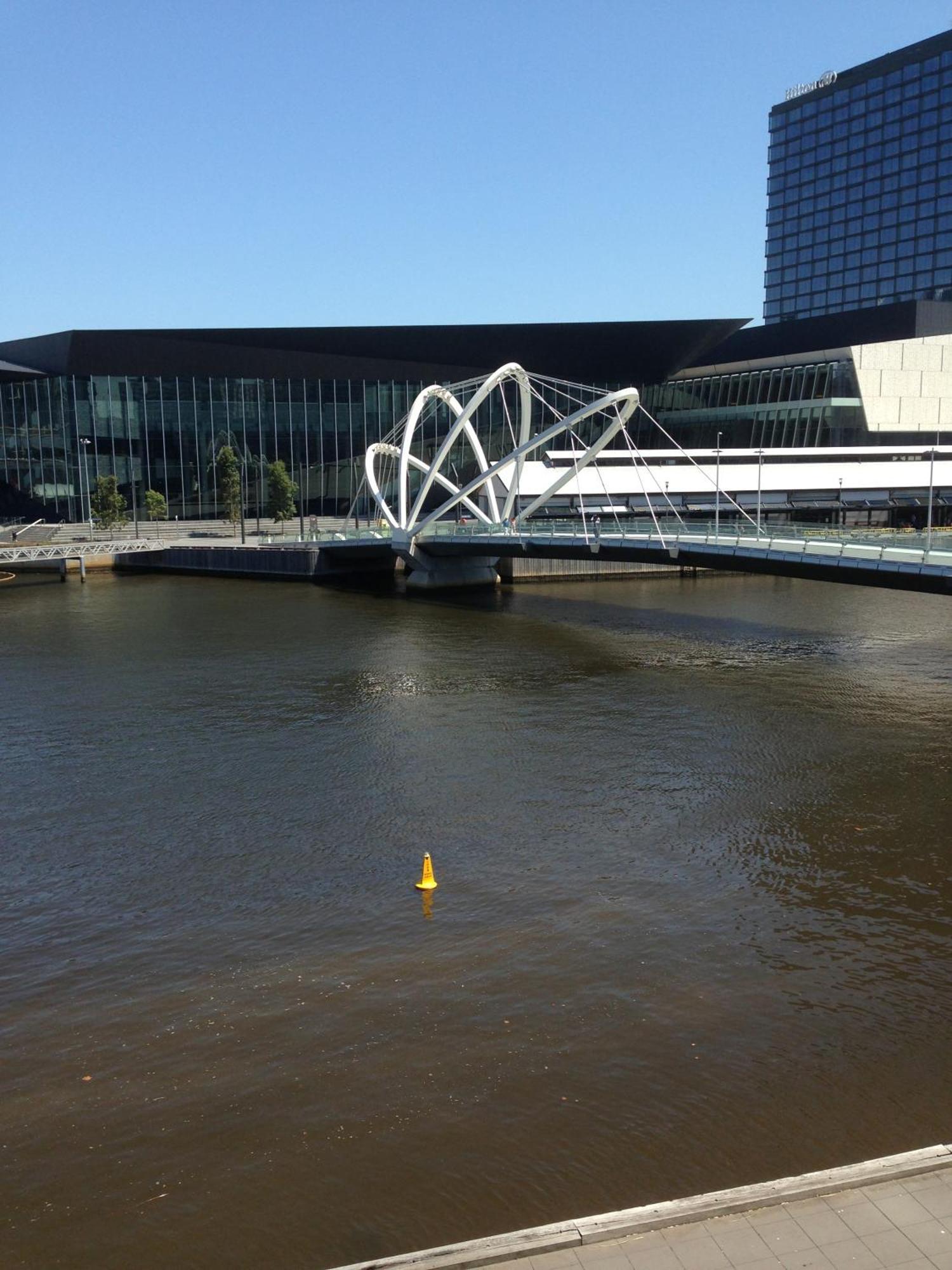 Waterfront Melbourne Apartments Экстерьер фото